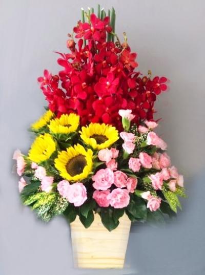 Hộp hoa tươi - Kính tặng cô thầy