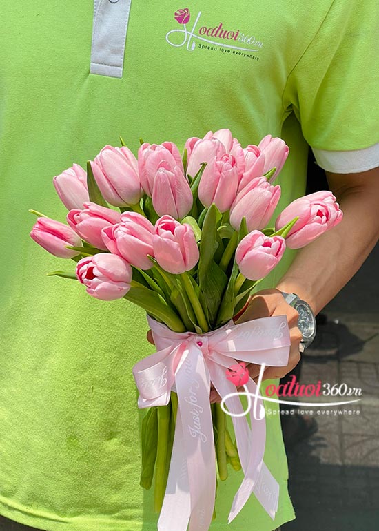  Bó hoa cưới hoa tulip ngọt ngào