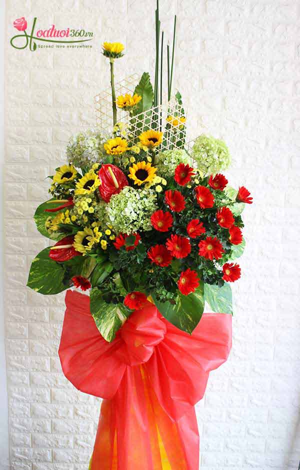 Mẫu hoa mừng khai trương sang trọng tại shop hoa tươi quận Bình Thạnh