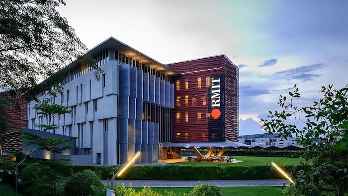 Shop Hoa Tươi Gần Đại Học RMIT Nam Sài Gòn – Điện Hoa Giao Nhanh
