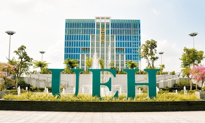 Shop Hoa Tươi Gần Đại Học Kinh Tế TP.HCM – Điện Hoa Giao Nhanh Uy Tín Chất Lượng
