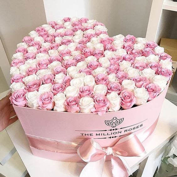 Hộp hoa trái ngược tim romantic dành riêng tặng sinh nhật tình nhân 