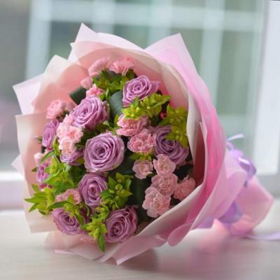 Bó hoa cẩm chướng mừng sinh nhật bạn gái thêm nhiều ý nghĩa