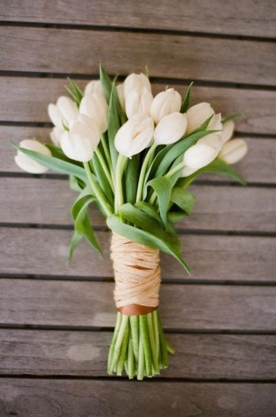 cách làm hoa cầm tay cô dâu đơn giản