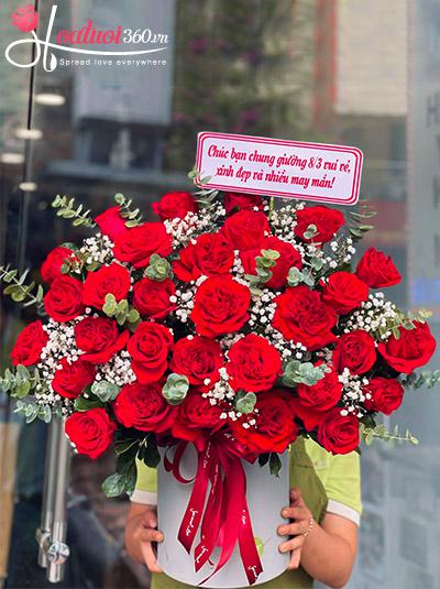 Hộp hoa hồng đỏ - Nét đẹp duyên dáng