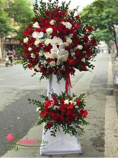 Kệ hoa mừng tiệc tất niên- đặt hoa tươi tại shop Tân Phú, Đồng Nai