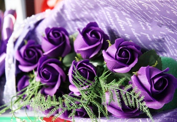 10 Bó hoa hồng tím – món quà “đốn tim” biết bao cô gái