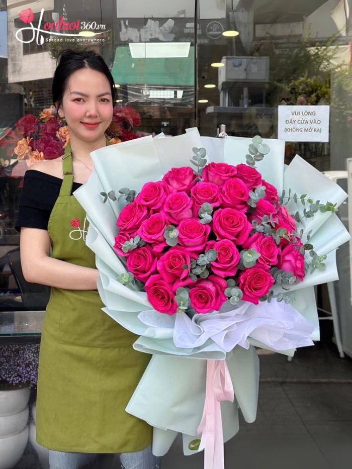 Bó hoa hồng tặng sinh nhật bạn gái tại Phường Tân Sơn