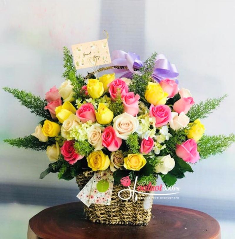 Giỏ hoa dành tặng thầy cô đã về hưu nhân ngày Nhà giáo Việt Nam