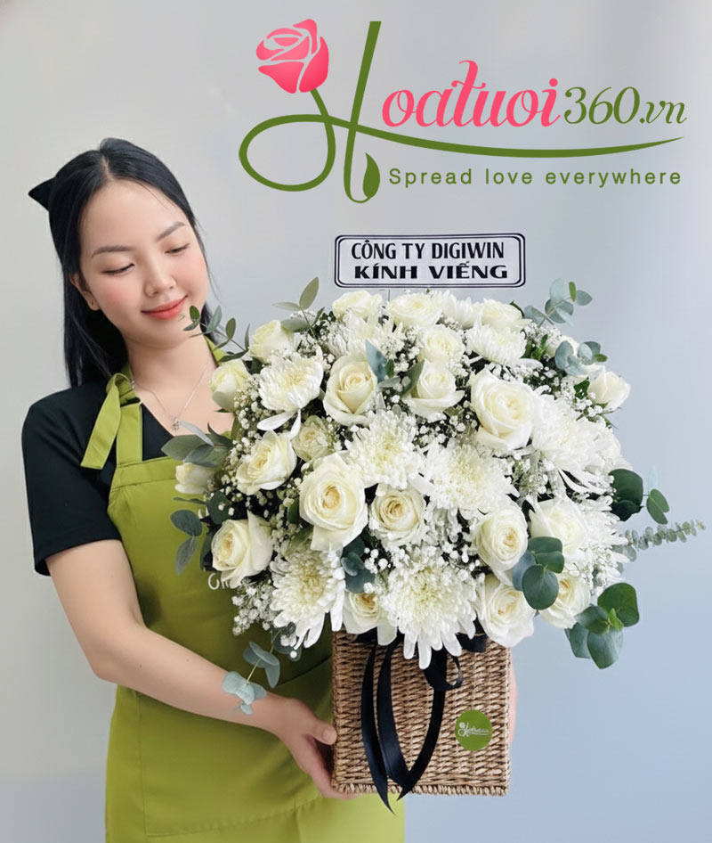 Giỏ hoa cúc trắng viếng tang nhỏ gọn 