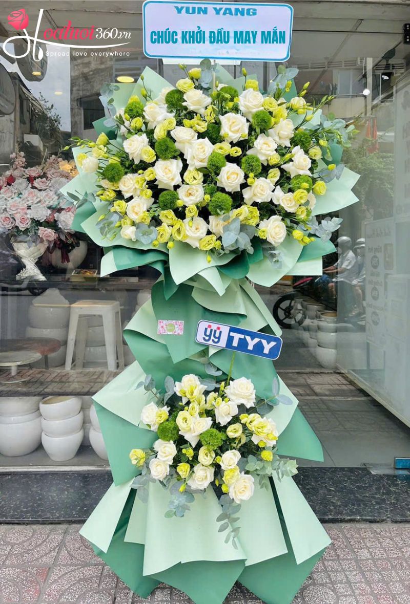 Kệ hoa khai trương hồng phát màu xanh lá 