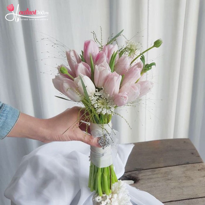 Hoa cưới tulip hồng mix thuý châu cỏ suối