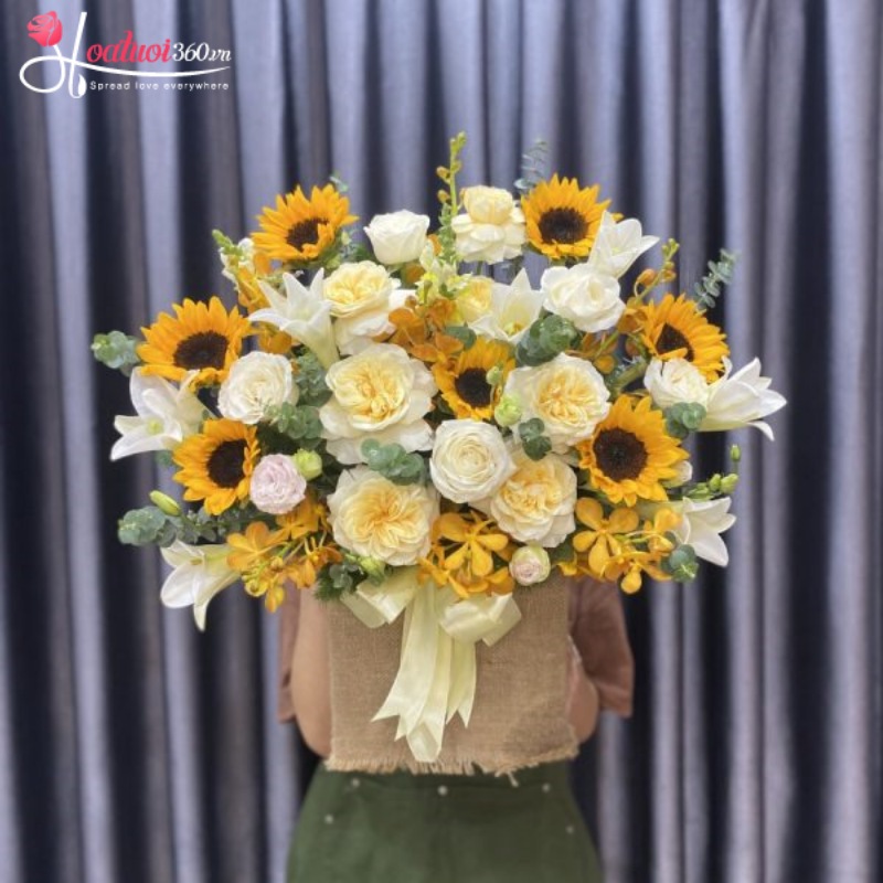 Giỏ hoa khai trương tone vàng Mùa Vàng Bội Thu