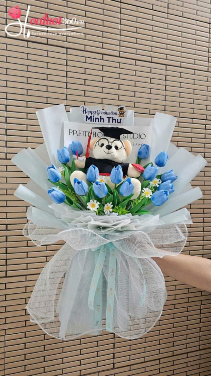 Bó tulip xanh mừng tốt nghiệp