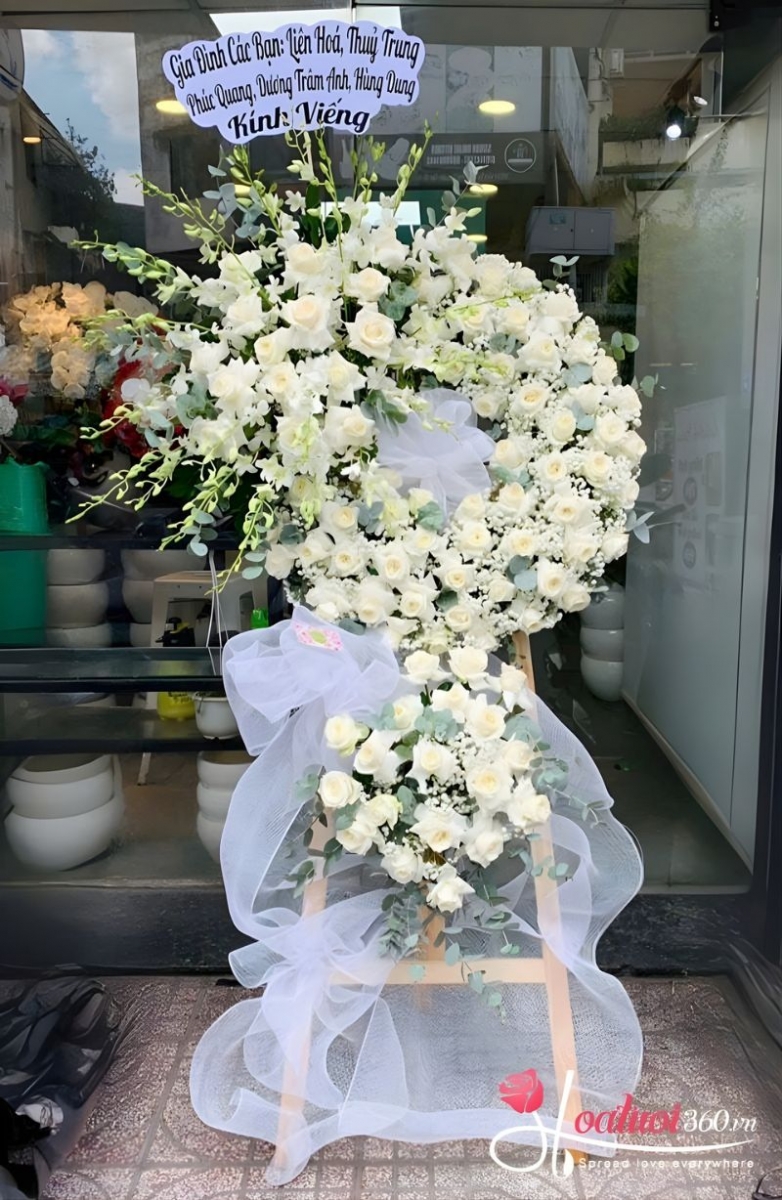 hoa chia buồn quận tân bình