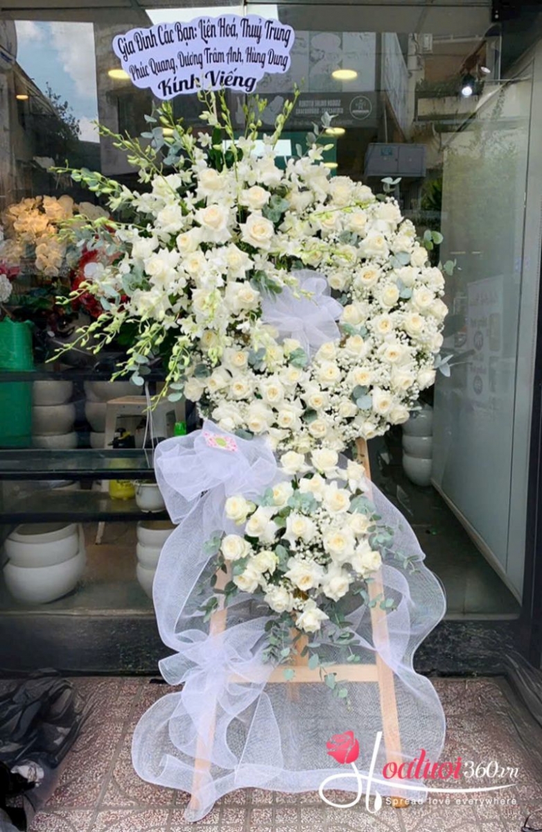 thắc mắc liên quan về hoa hồng trắng đám tang