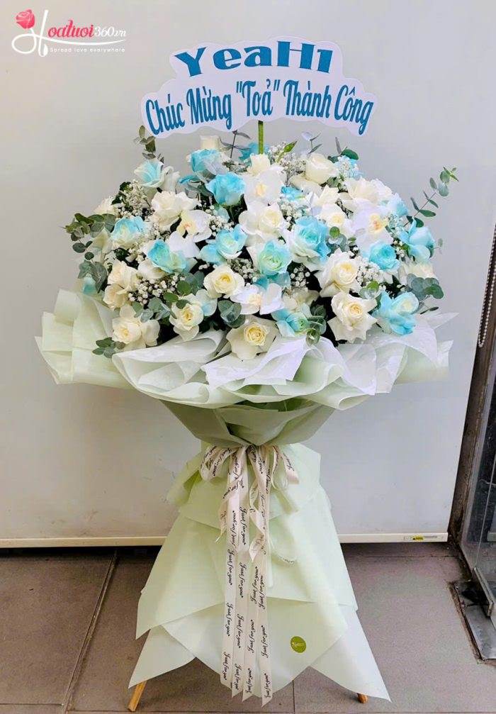 Kệ hoa khai trương phường Tân Sơn Nhất TPHCM