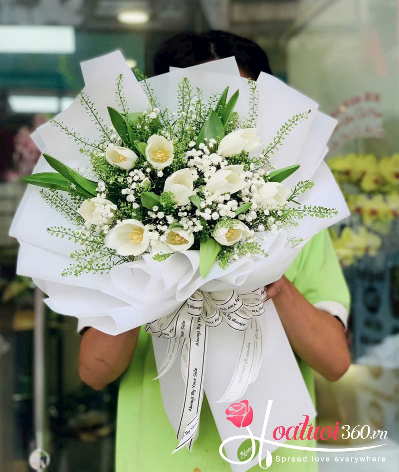 Bó hoa tulip trắng tặng bạn gái ngày 20/10