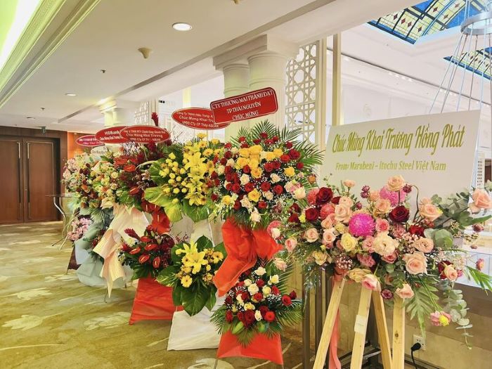 chọn kê hoa 2 tầng mưunfg khai trương công ty