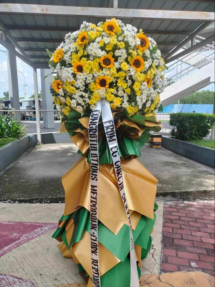 Kệ hoa mừng khai trương phong cách Thái Lan
