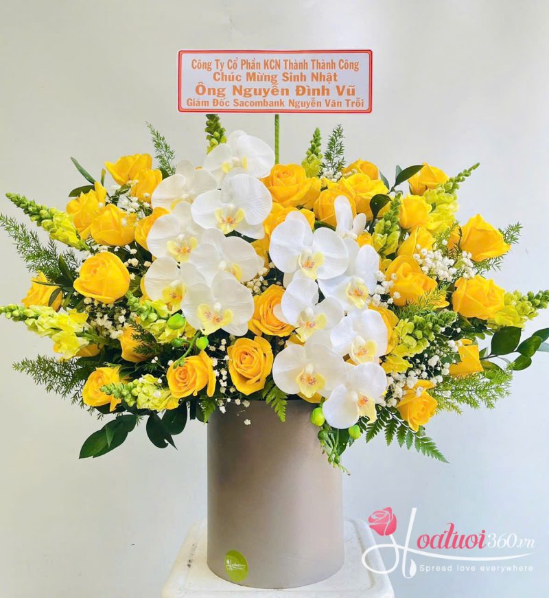 Lẵng hoa tất niên mừng năm mới