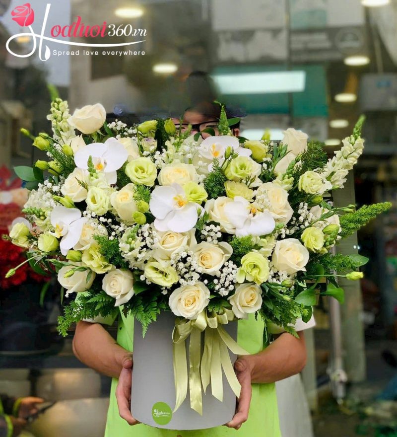 Lẵng hoa mừng lễ khởi công tone xanh lá