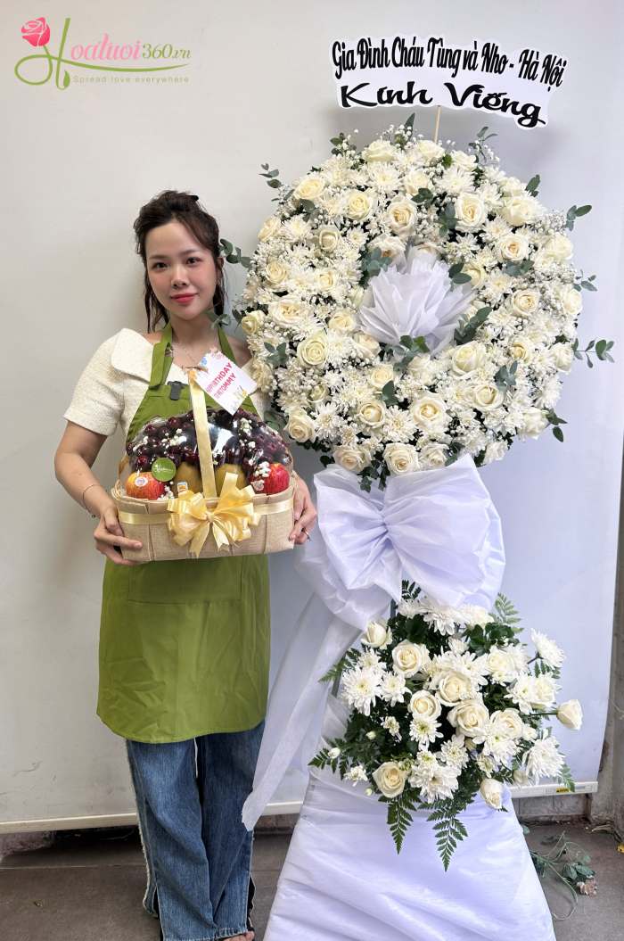 Combo vòng hoa đám tang & giỏ trái cây viếng tại quận Tân Phú