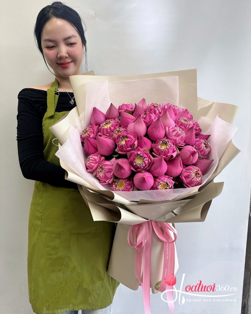 bó hoa sen tặng mẹ 20/10, 8/3