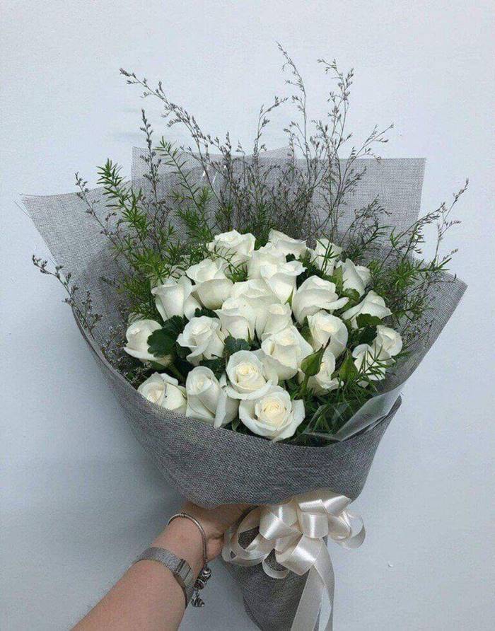 Hoa sao tím là loài hoa căm sphuj được yêu thích nhất