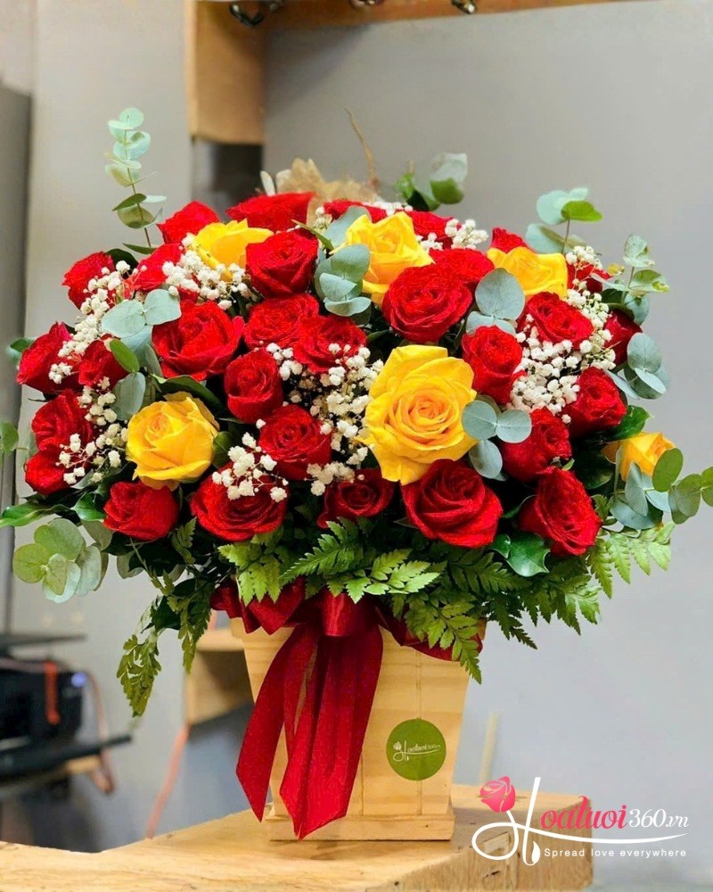 Hộp hoa tặng sinh nhật giá rẻ
