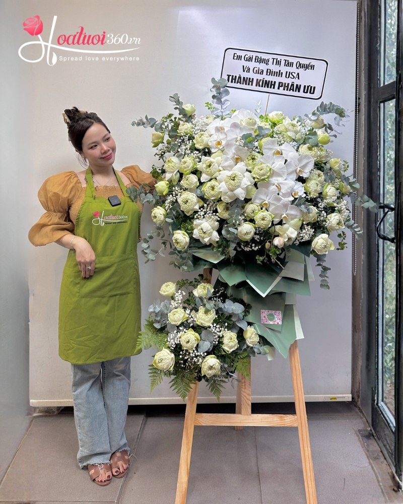 Kệ hoa sen đám tang