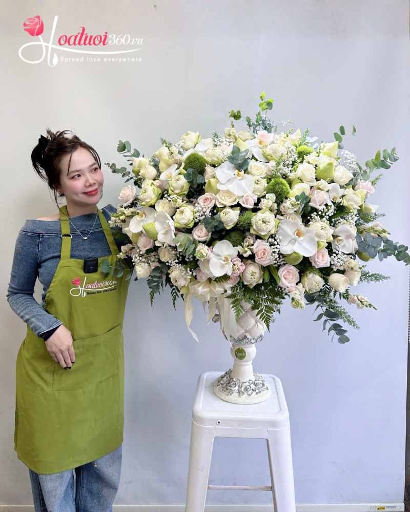 Lẵng hoa hồng trắng đám ma