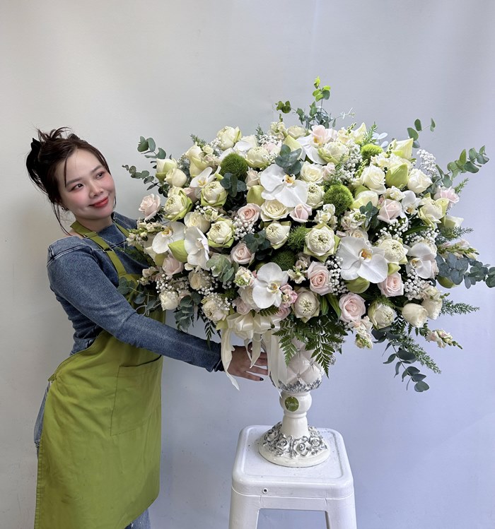 Lẵng hoa tươi tặng ngày thầy thuốc Việt Nam 27/2