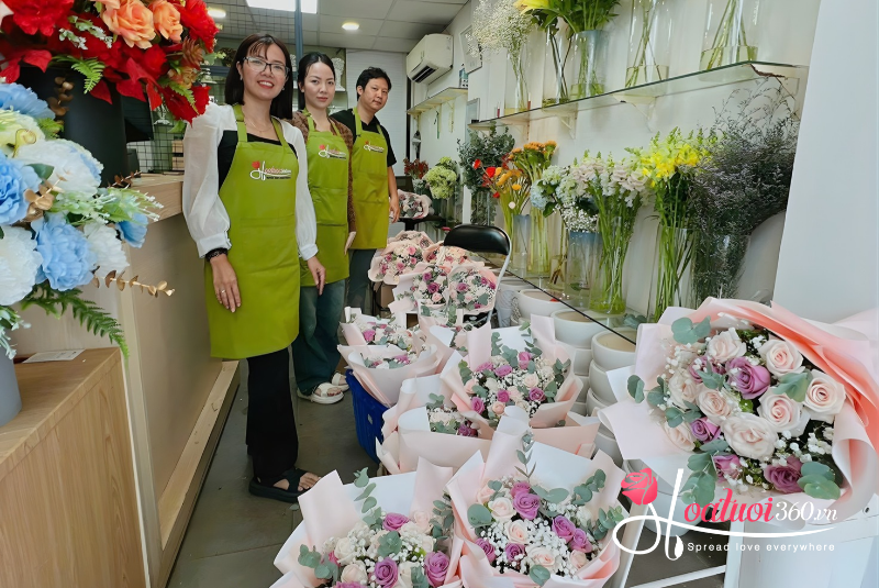 Dịch vụ điện hoa Phú Quốc chụp ảnh duyệt thực tế trước khi giao