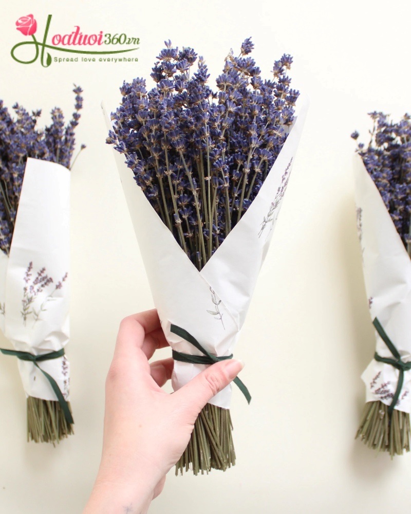 bó hoa lavender tặng chị em gái ngày 8/3
