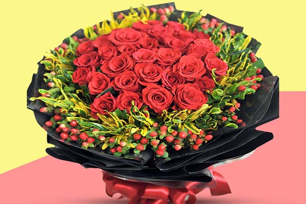 Bó hoa hồng chuỗi ngọc đỏ đẹp cho dịp lễ tình nhân