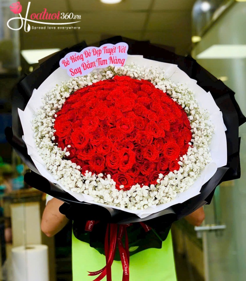 Bó hồng đỏ tươi