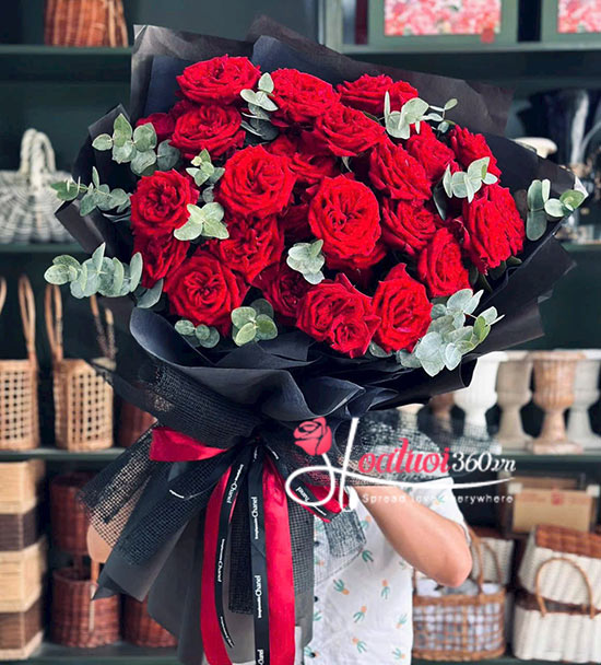 Bó hoa hồng đỏ - Mùa ta đã yêu