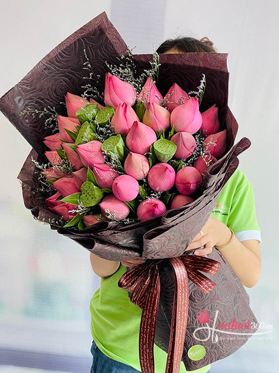 Bó hoa sen hồng - Hương đồng nội