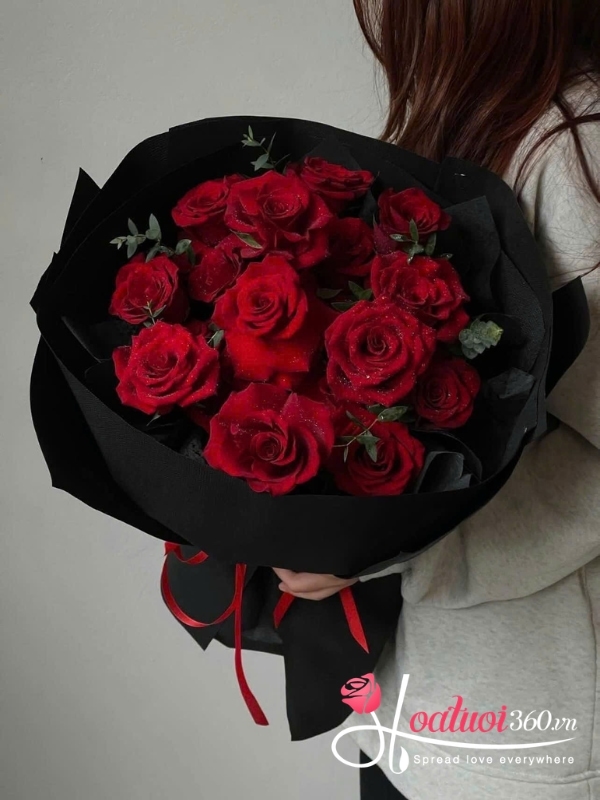 Bó hoa hồng đỏ - Em là châu báu