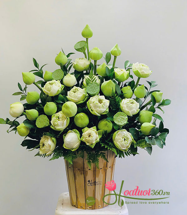 Lẵng hoa sen trắng - Nét đẹp phú quý