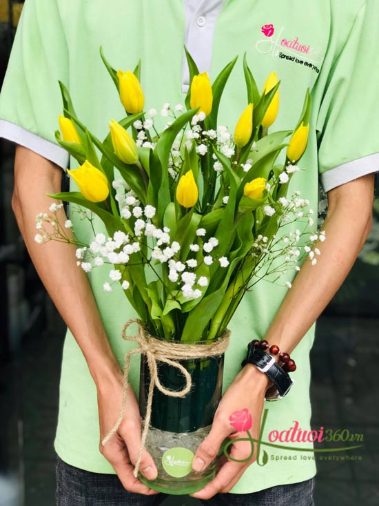 Bình hoa Tulip vàng - Niềm hạnh phúc bất tận