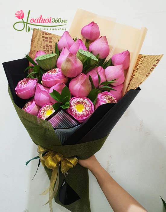 Unique and beautiful long bouquet of lotus flowers for loved ones