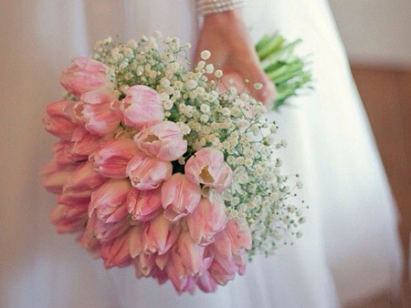 Bó hoa tulip- hoa cầm tay cô dâu đẹp nhất