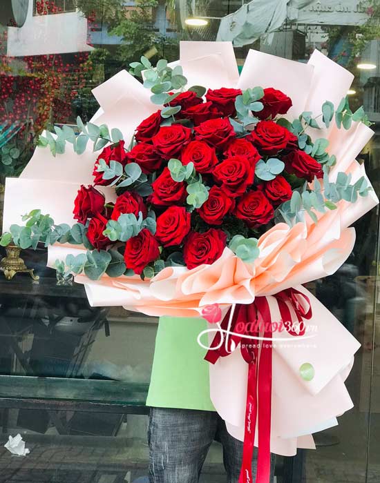 Hoa Tươi 360 - địa chỉ bán hoa hồng ecuador giá rẻ tại Tp.HCM