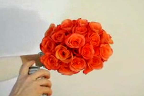 Cách làm hoa cưới cầm tay kết từ hoa hồng đơn giản và đẹp nhất11