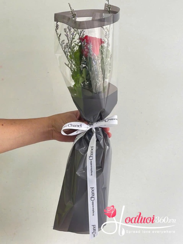 Bó hoa hồng đỏ 1 bông - Black rose