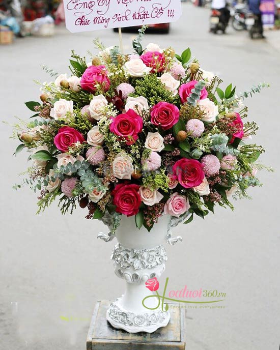 Hoa sinh nhật - tình yêu to lớn có tại cửa hàng hoa tươi nguyễn thị thập 