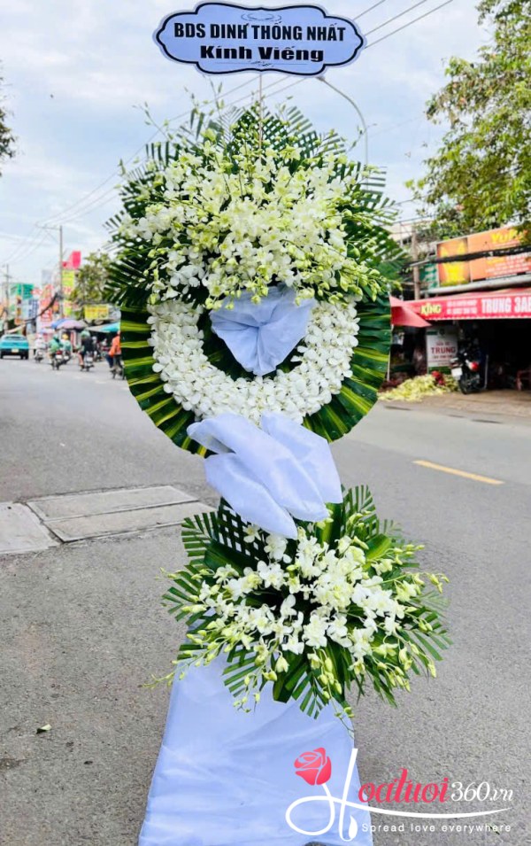 Hoa chia buồn - Mây trắng về trời