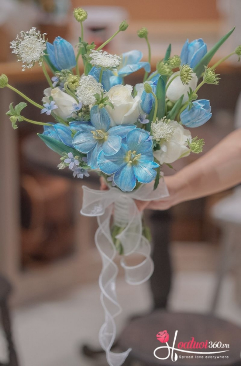 Hoa cưới tulip xanh 